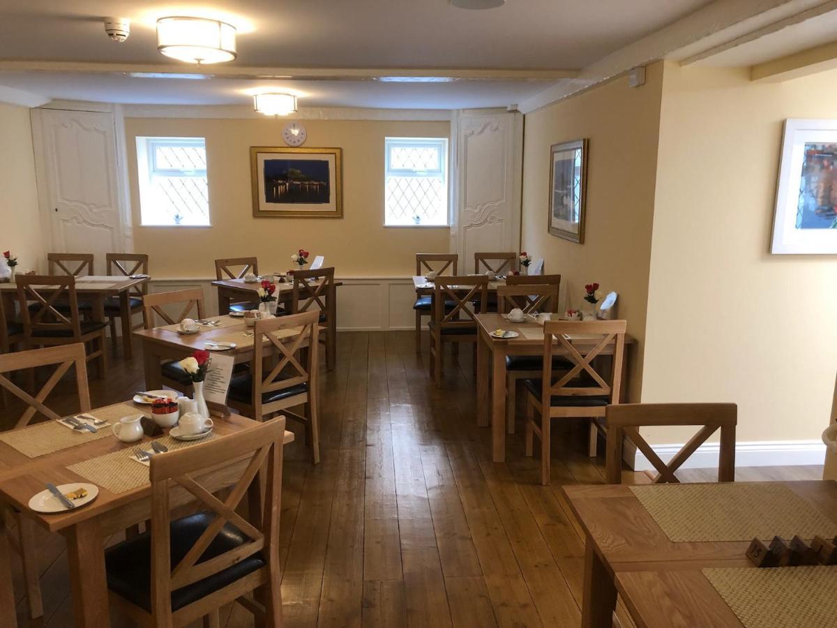 Almorah Hotel Saint Helier Екстер'єр фото