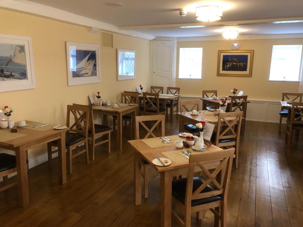 Almorah Hotel Saint Helier Екстер'єр фото