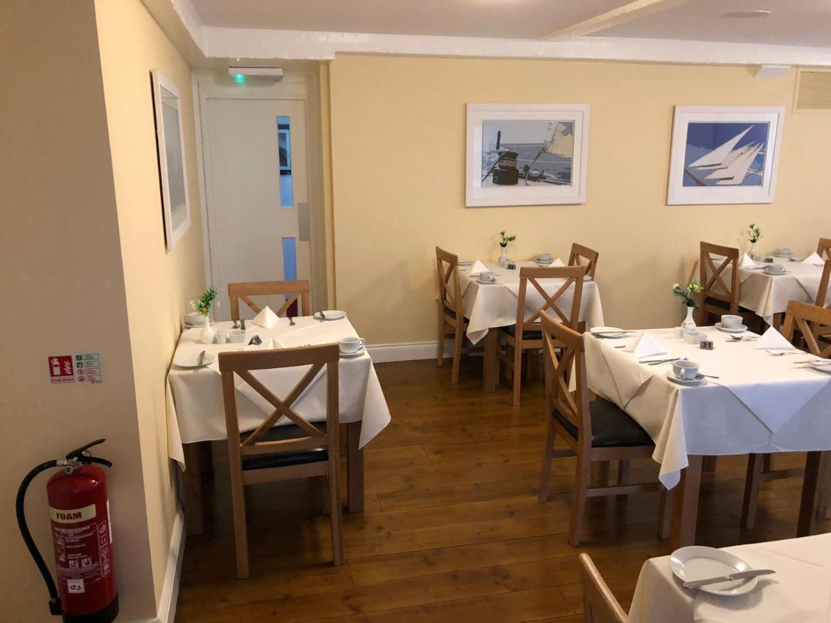 Almorah Hotel Saint Helier Екстер'єр фото